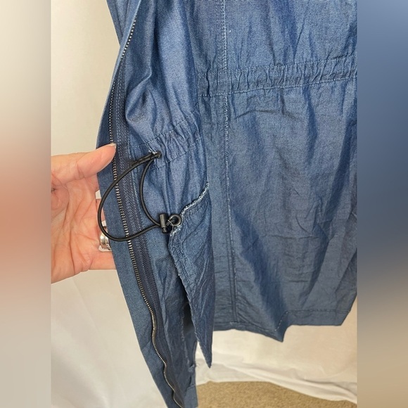 Theory, “Sebiya” Praia chambray dress, full front zip, front pockets size P NWOT - Picture 10 of 15